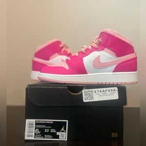 Air Jordan 1 Mid GS 'Fierce Pink'